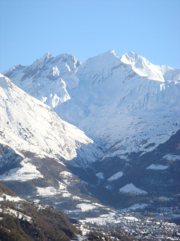 Logis Hotel Les Cimes Argeles-Gazost ภายนอก รูปภาพ
