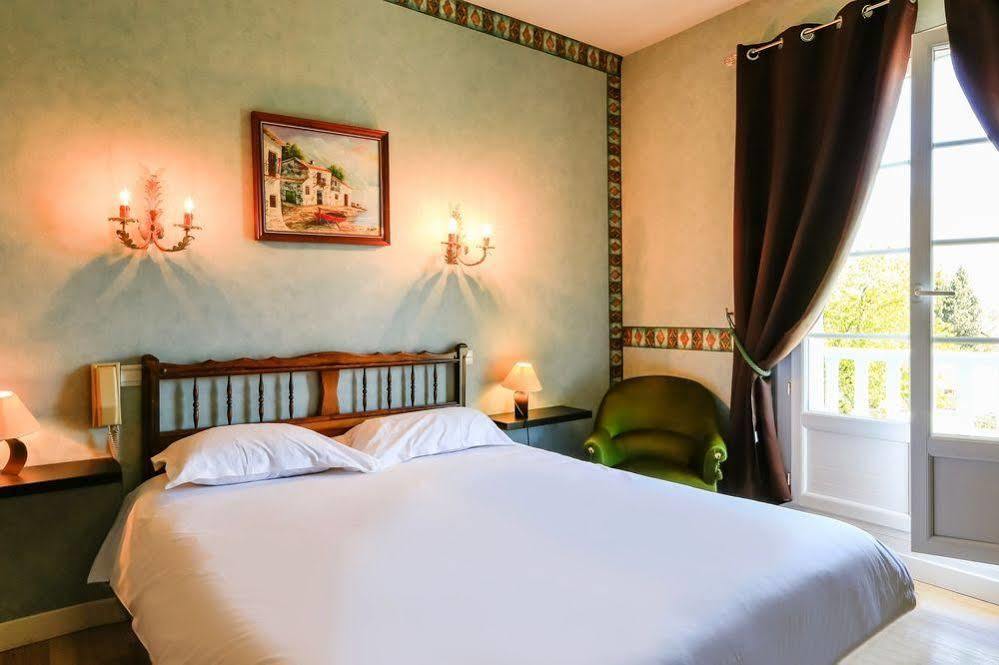 Logis Hotel Les Cimes Argeles-Gazost ภายนอก รูปภาพ